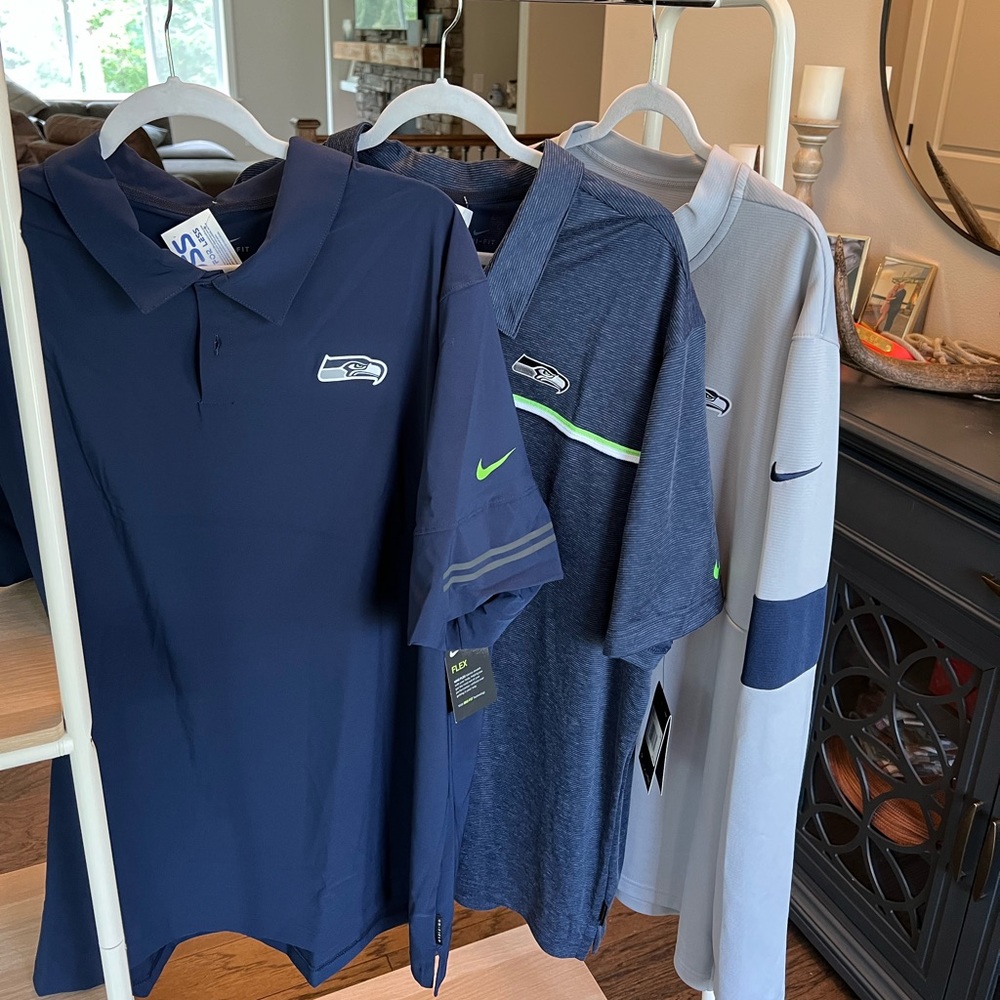 3 NBW NWT Seahawks Merchandise